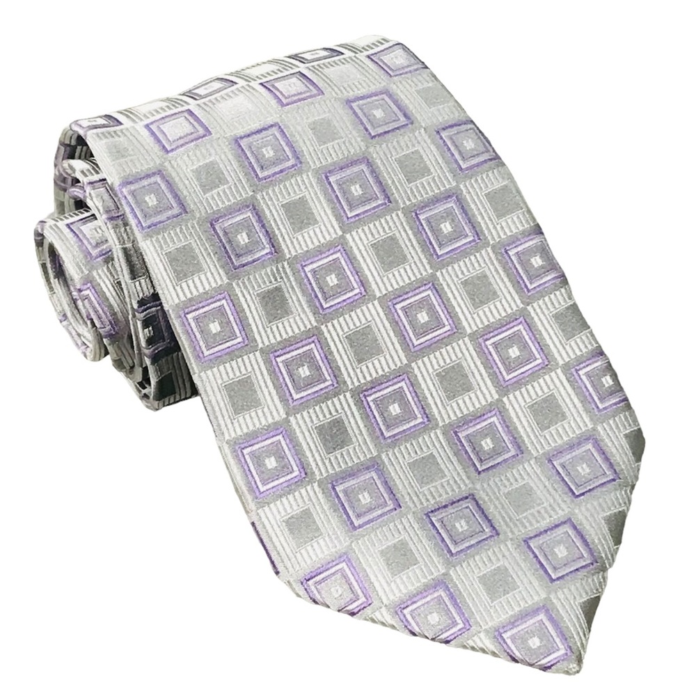 Donald J. Trump Signature Collection 100% Silk Necktie